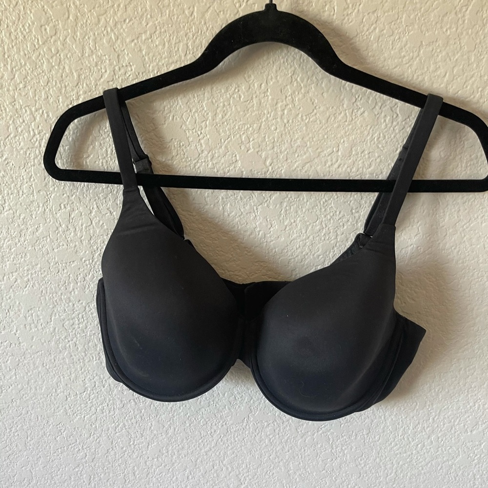 Skims Fits Everybody T-Shirt Bra